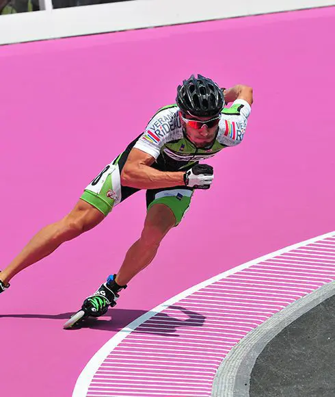 Акрилни спортни настилки – стандарти, монтаж и поддръжка